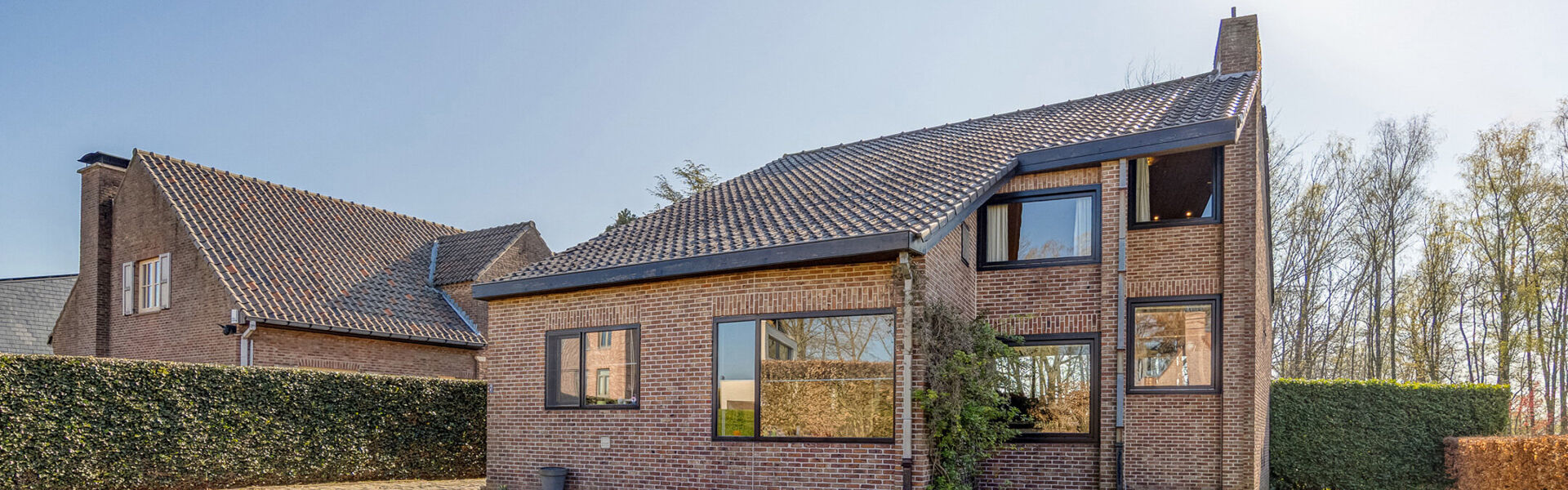 Buitengewoon huis te koop in Waasmunster