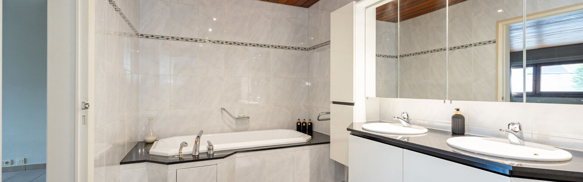 Gebouw voor gemengd gebruik te koop in Aalst Hofstade