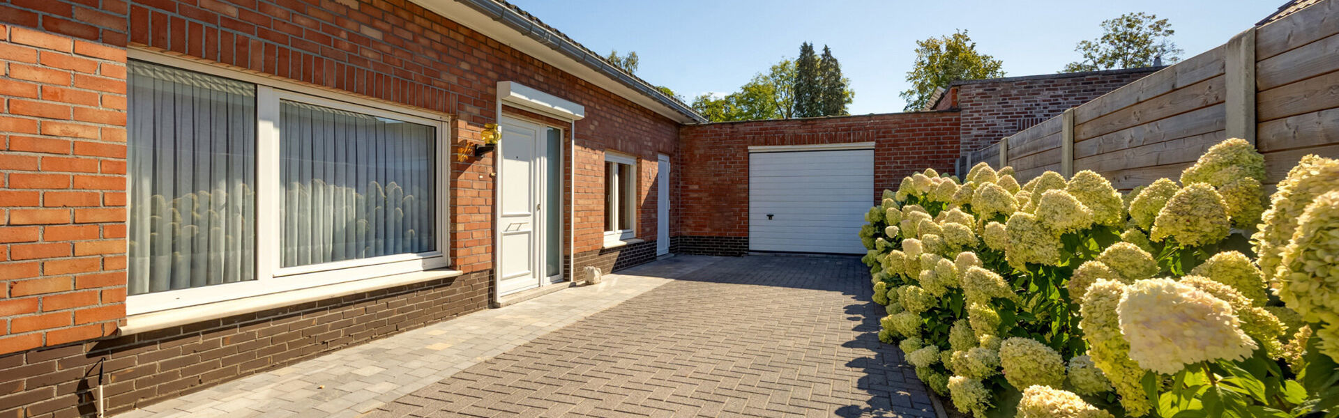 Gebouw voor gemengd gebruik te koop in Hamme