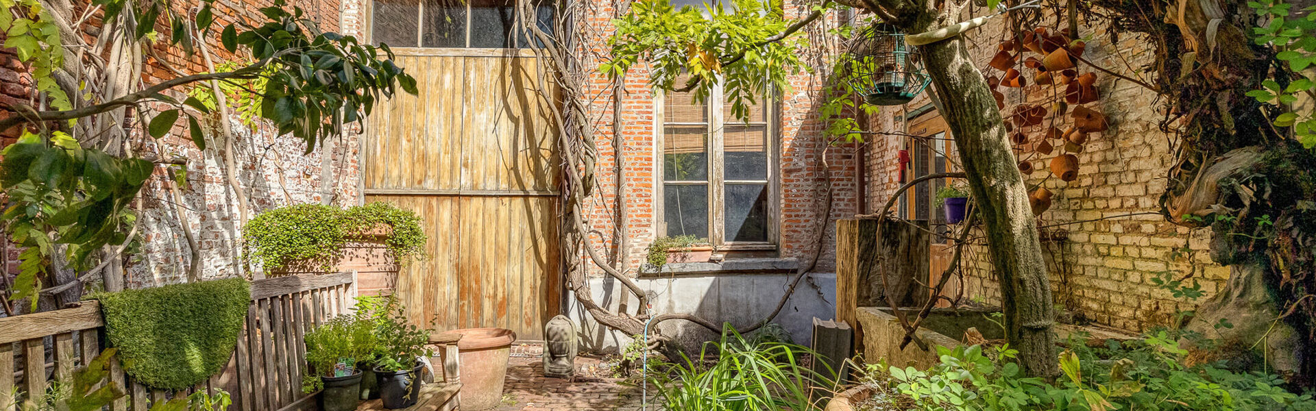 Gebouw voor gemengd gebruik te koop in Sint-Niklaas
