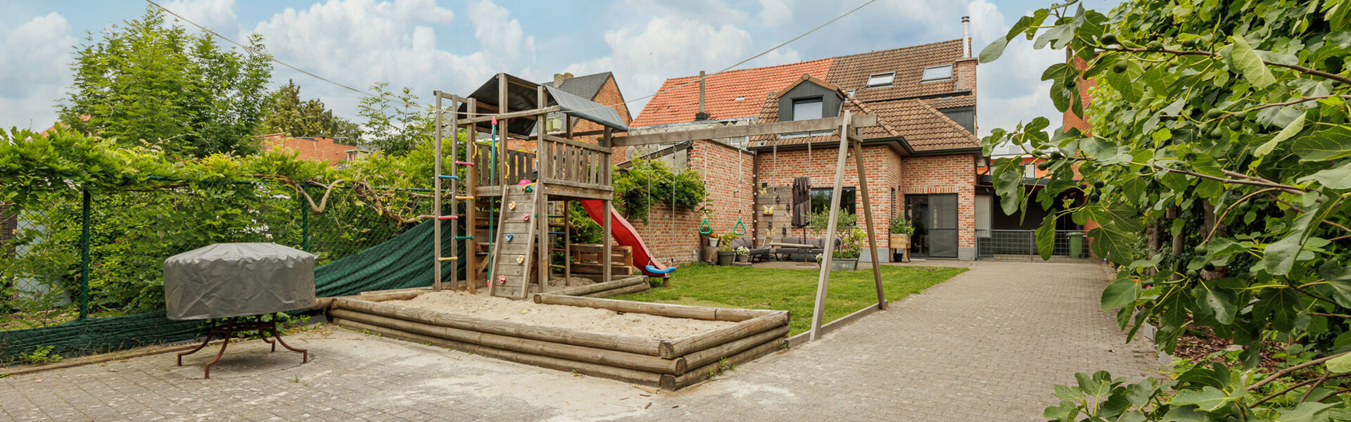 Herenhuis te koop in Waasmunster