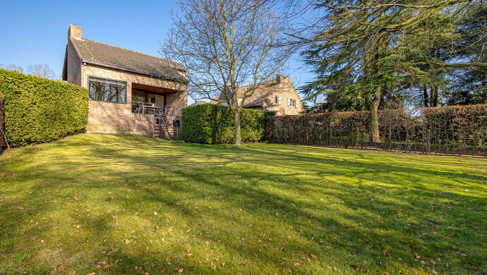 Buitengewoon huis te koop in Waasmunster