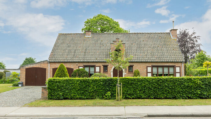 Huis te koop in Waasmunster