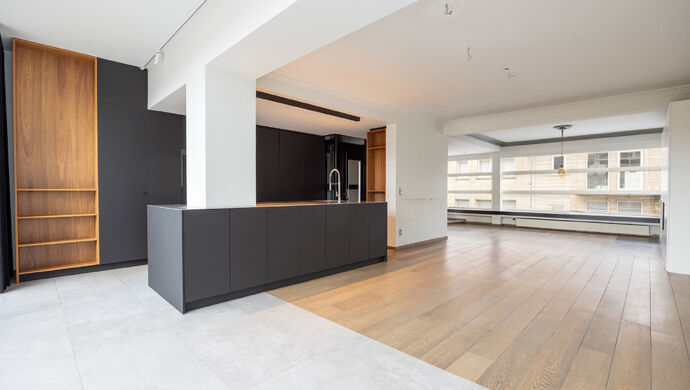 Triplex te koop in Sint-Niklaas