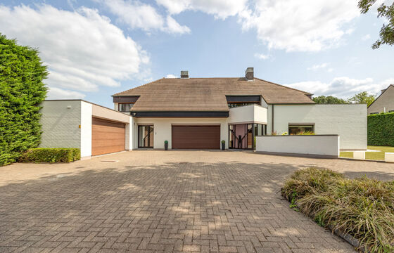 Gebouw voor gemengd gebruik te koop in Aalst Hofstade